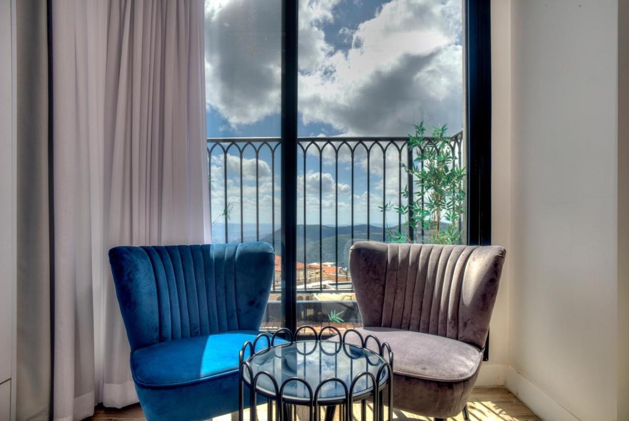 Open Skys Vila Safed Exterior foto